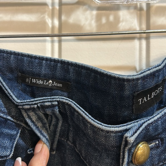 Jeans - Picture 2 of 5